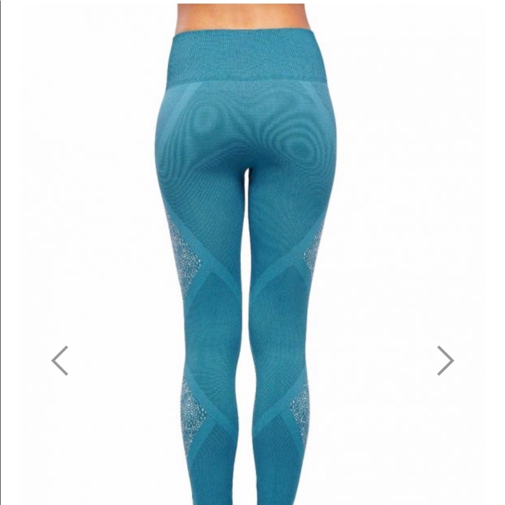 NEW • NUX • Geneva Seamless Leggings Scuba - Picture 3 of 6